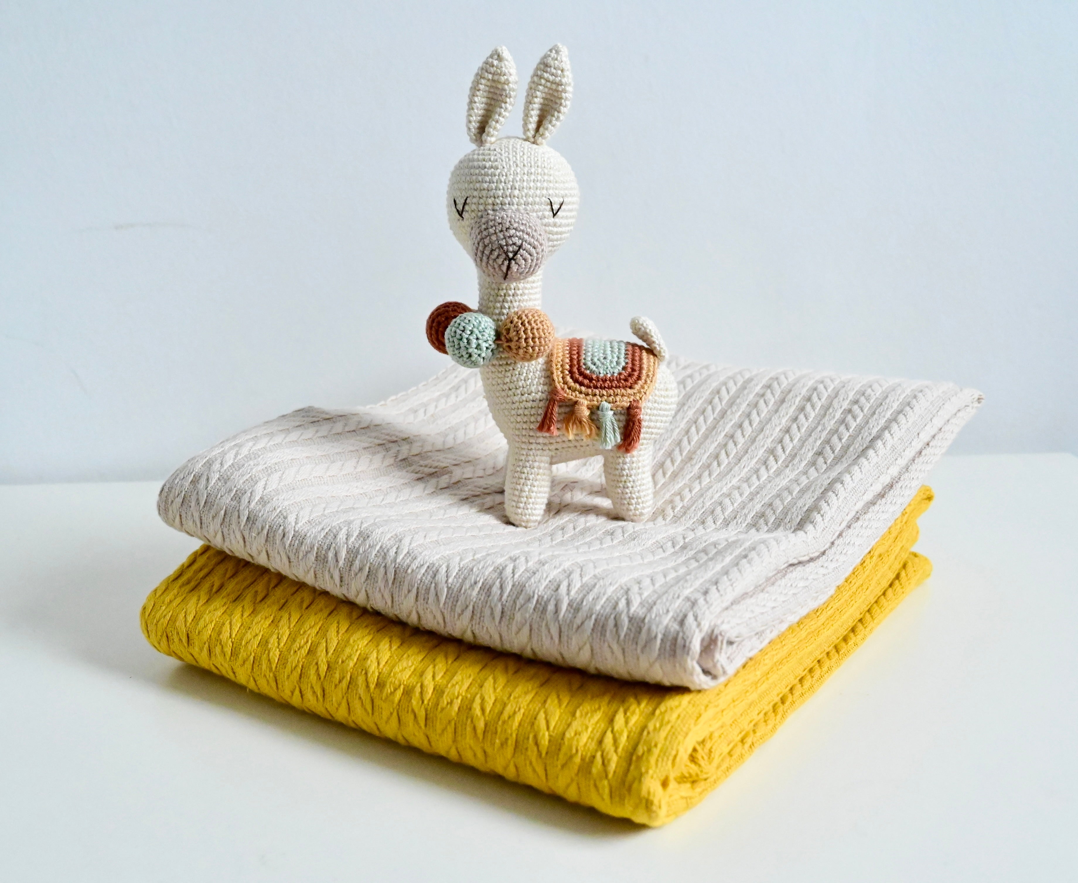 Mint Home Atelier™ Lama