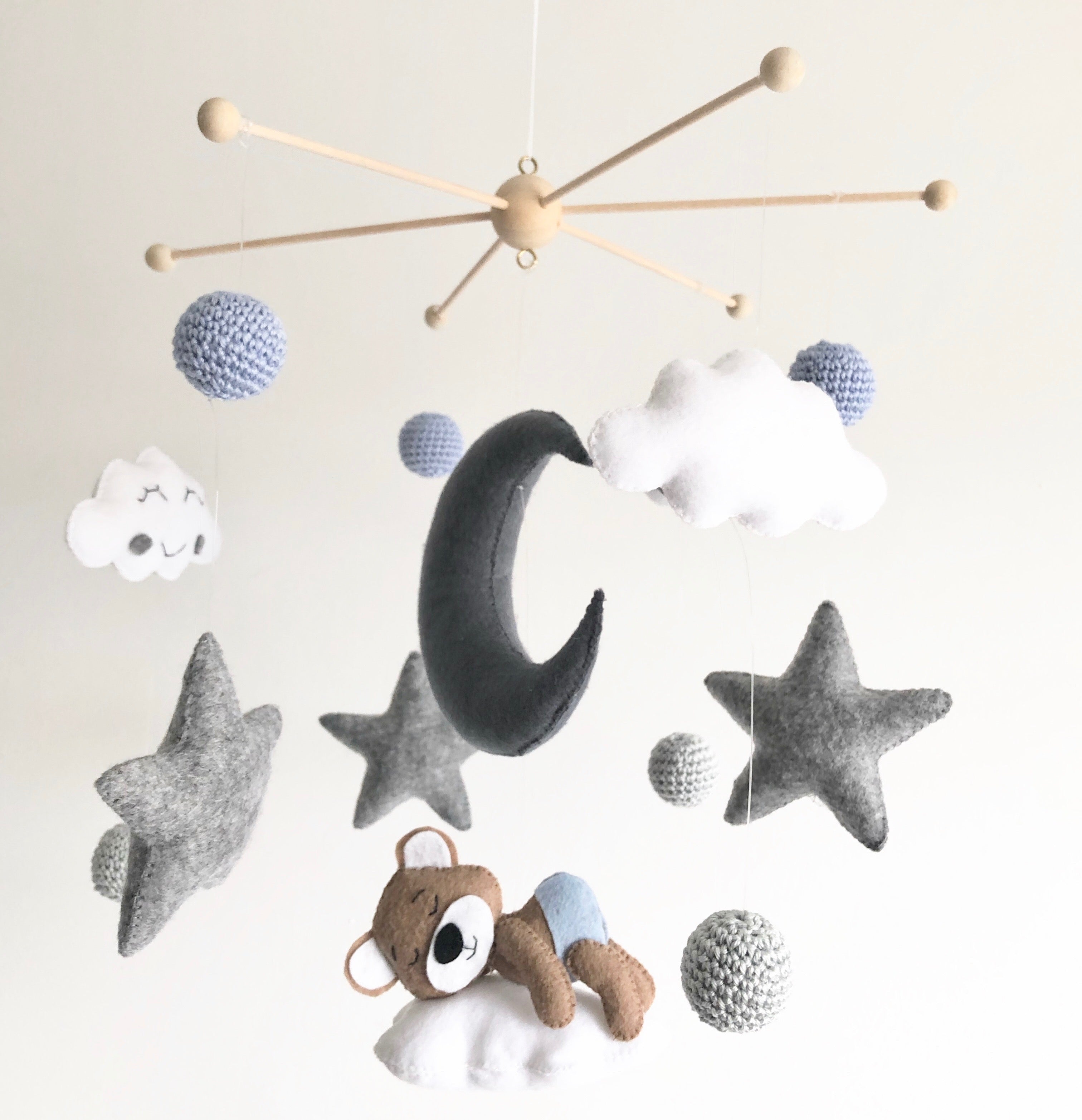 Mint Home Atelier™ Bärchen Mobile mit Mond
